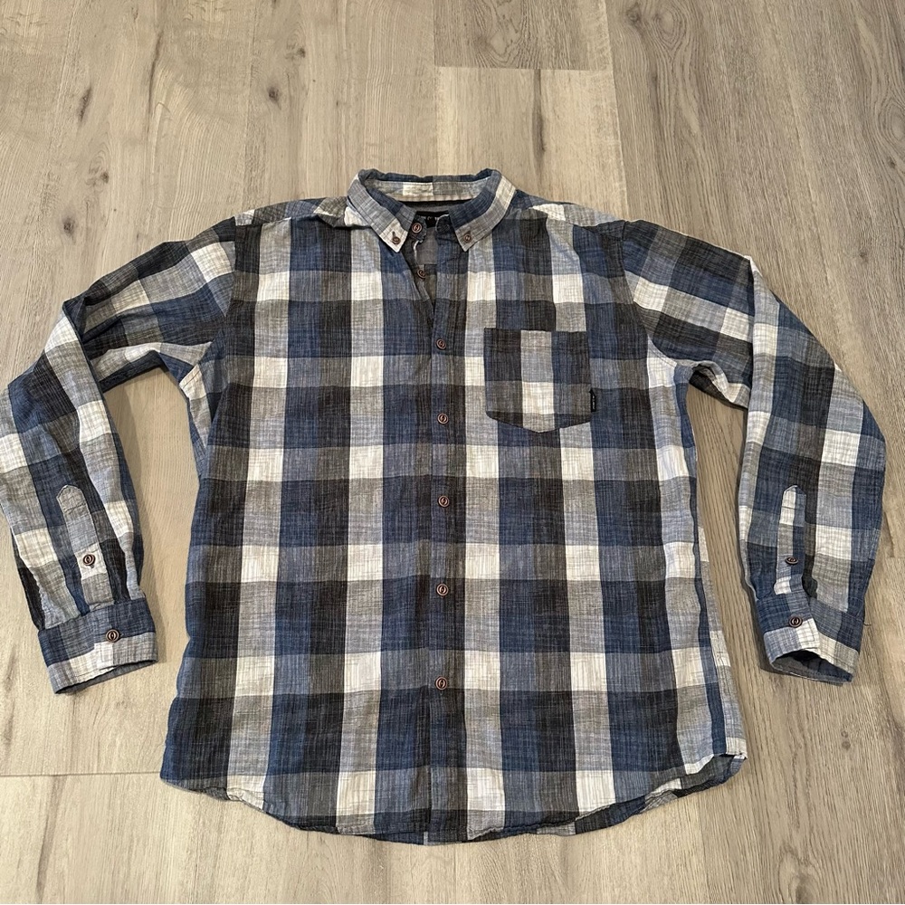 EUC - OCEAN CURRENT men's blue plaid button down long sleeve shirt M
